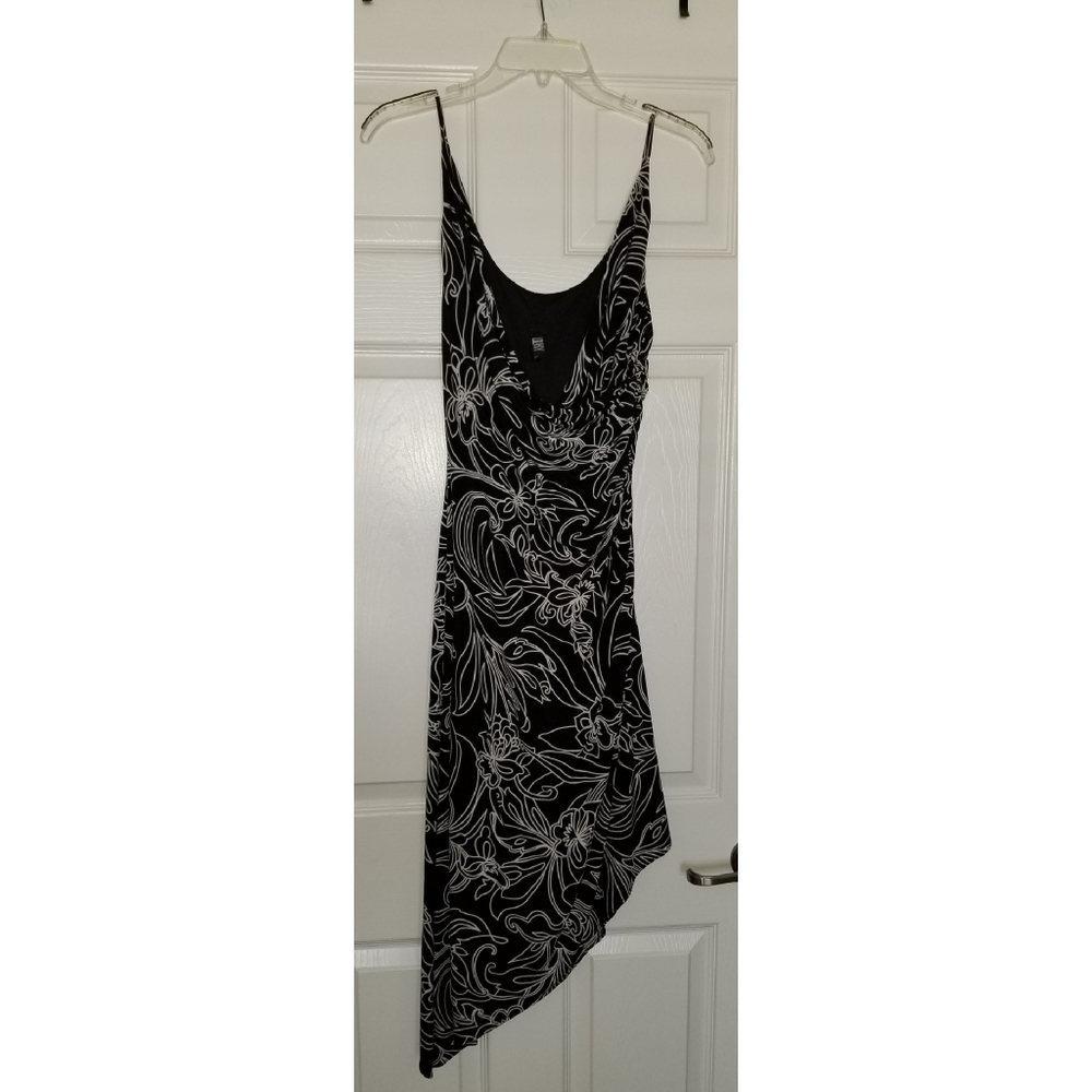 Sexy Black & White Asymmetrical Dress
